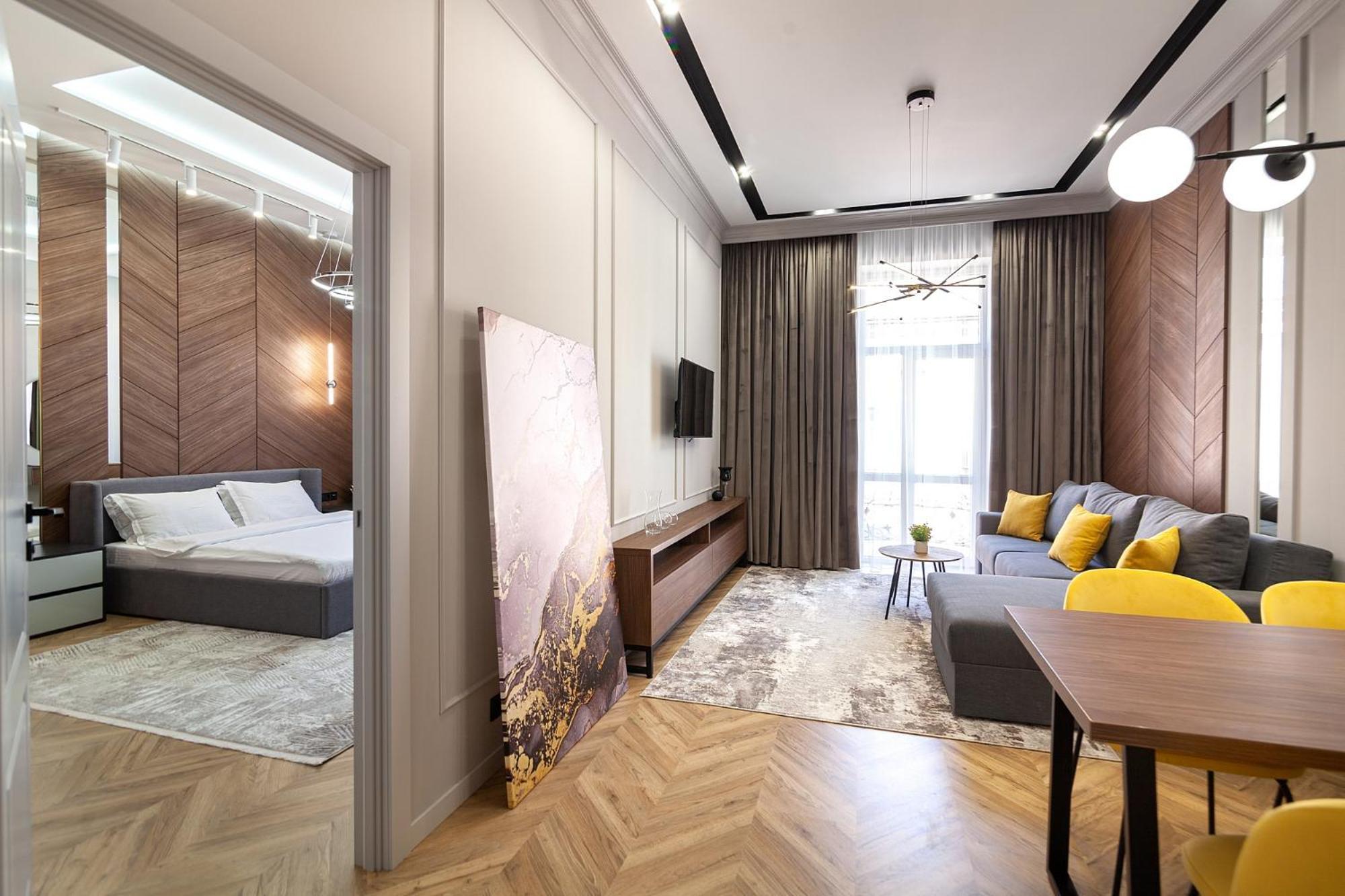 Royal Aparts Multi Lviv Exterior photo
